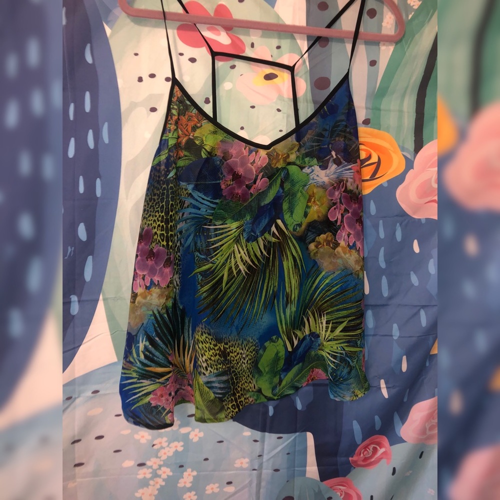 Tropical tank